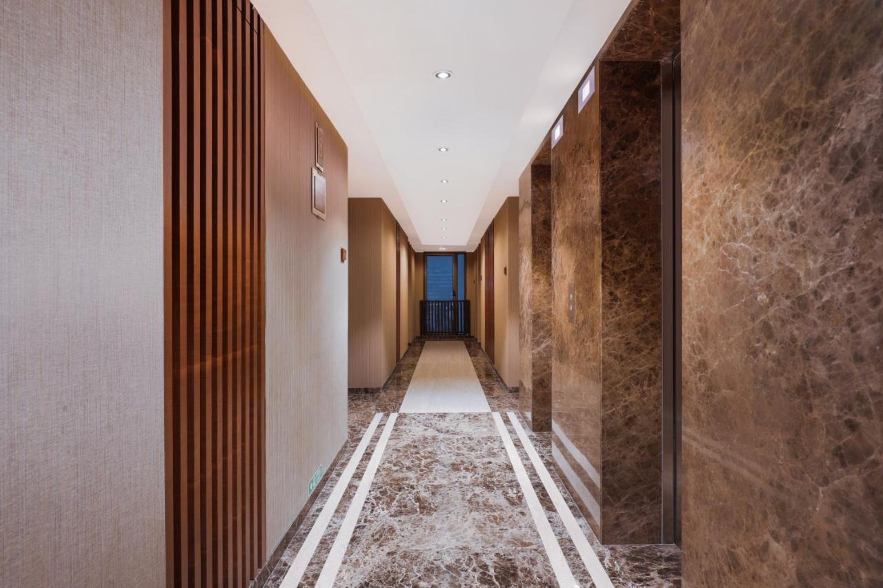 Lemon Tree Hotel, Kalina Bkc, Mumbai Exterior photo